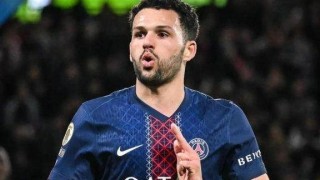 法甲巴黎经欧冠鏖战后战梅斯，30完胜登顶，朗斯能反超吗？