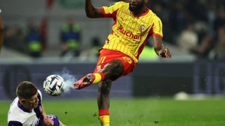 3-0，法甲领头羊完胜图卢兹，豪取8连胜，领先巴黎圣日耳曼4分