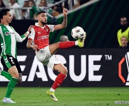 欧联杯4强全部出炉！英超2队成功会师半决赛，西甲+意甲全军覆没