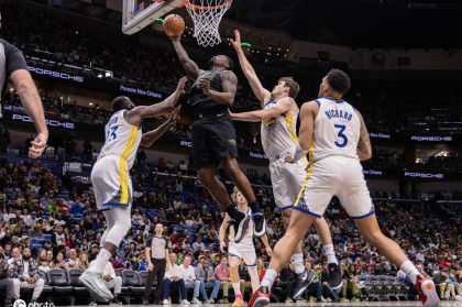 波杰姆斯基16+15威廉森26分 勇士不敌鹈鹕