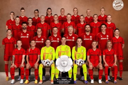 德甲国家德比：多特蒙德VS拜仁慕尼黑，巅峰对决一触即发