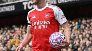 C罗迷弟双响难救主，铁卫破631天进球荒，阿森纳3-2险胜切尔西